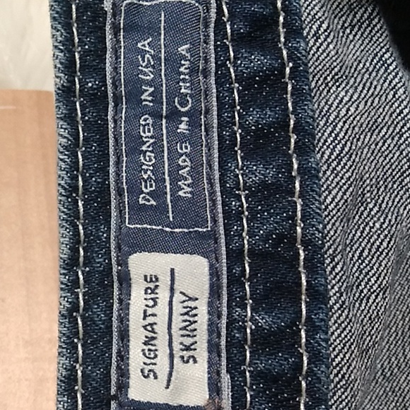 RARE! NWT Miss Me Signature Skinny Sequined Decorated Jeans Sz.31/30 - Picture 13 of 16